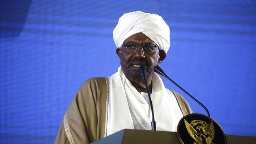 الرئيس السوداني يلقي خطاب بالقصر الجمهوري بمناسبة ذكري الإستقلال ، 31 ديسمبر 2018 .