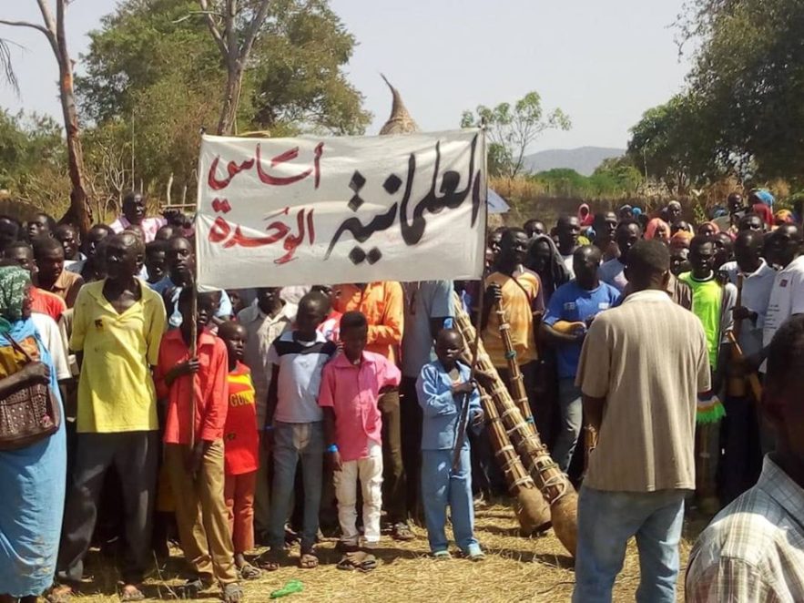 مواطني إقليم "الفونج الجديد" في مناطق سيطرة الحركة الشعبية لدي استقبالهم عبدالعزيز الحلو رئيس الحركة